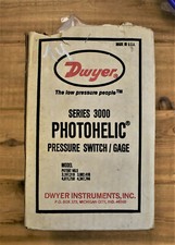 Dwyer Photohelic Series 3000 Pressure Switch/Gage 3005 New Open Box Made in USA