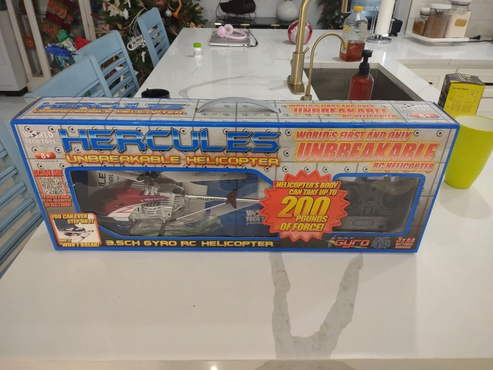 World Tech Toys Hercules Unbreakable 3.5CH Remote Control Helicopter - Image 2 of 4