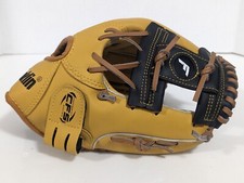 Franklin FieldMaster Series 11" Glove RHT 22604L-11  Dura-Bond Lacing CFS