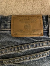 Vintage Tommy Jeans Shorts 
