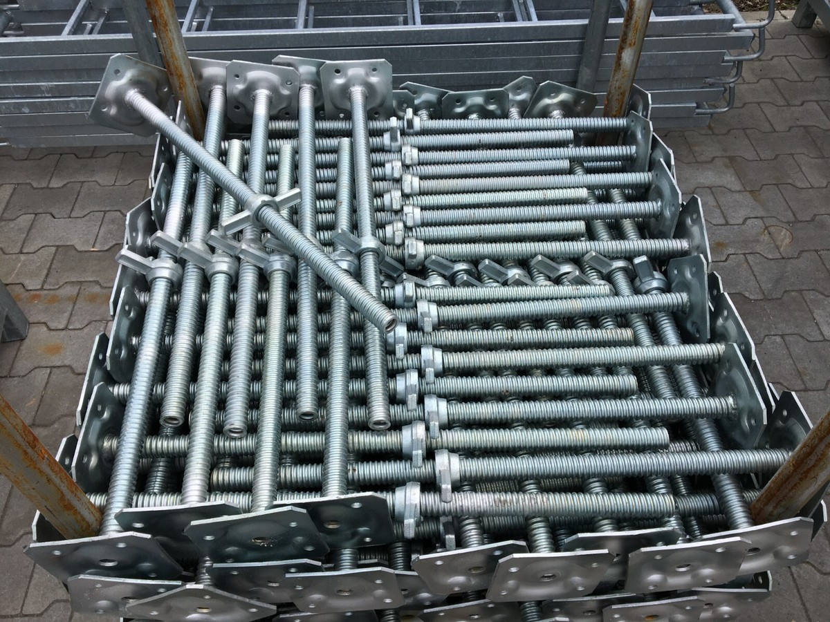 Gerüst Baugerüst Fassadengerüst Giebel 15,35x8,2 m Bordbretter ^ in