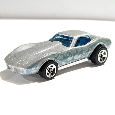 hot wheels 1975 corvette stingray blue
