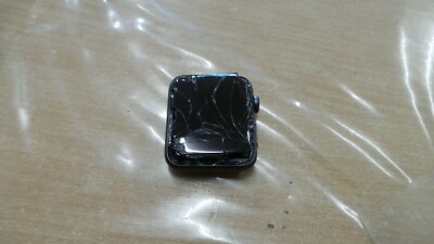 Apple Watch Series 3 42mm Aluminiumgehäuse in Space Grau 
