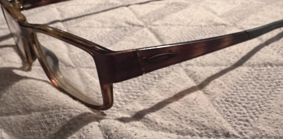 Gafas Oakley OX8121-0453 Airdrop MNP marco tortuga marrón pulido 53 17 139 Foto 3 de 4