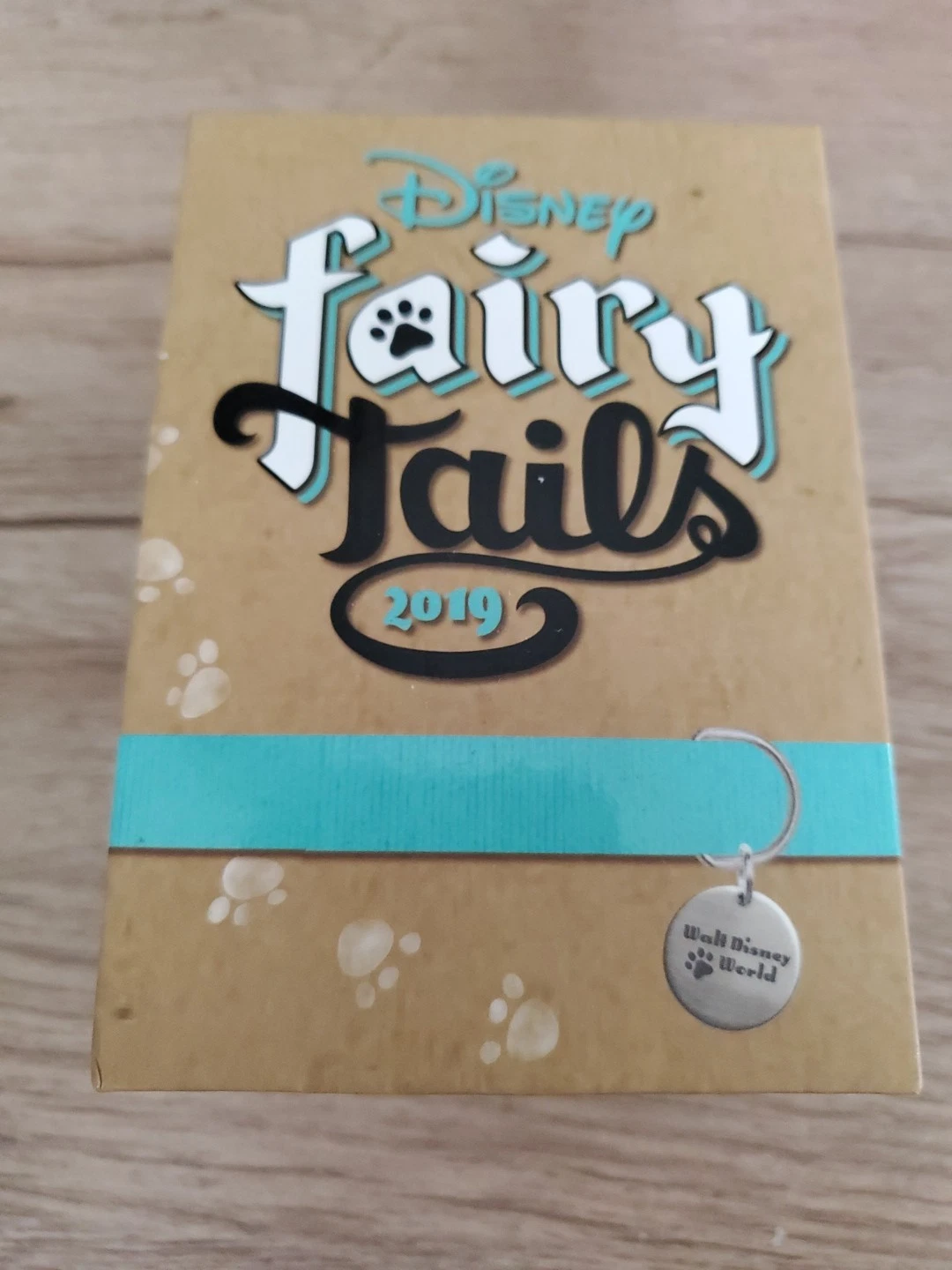 Disney Fairy Tails Pin Trading Event 2019 MagicBand Magic Band LE 1000