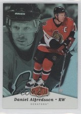 2006-07 Flair Showcase Upper Level Daniel Alfredsson #67 HOF 0i6