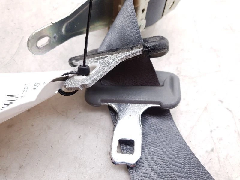 2011 TOYOTA TUNDRA EXTRA CAB DRIVER SIDE REAR SEAT BELT ASSEMBLY  - Image 2 of 4