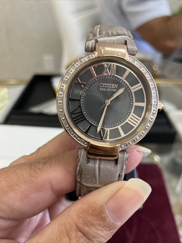 New Citizen Ciena Rose Eco-Drive Diamond Accent Women's 35mm Watch EM0103-06H - Picture 3 of 8