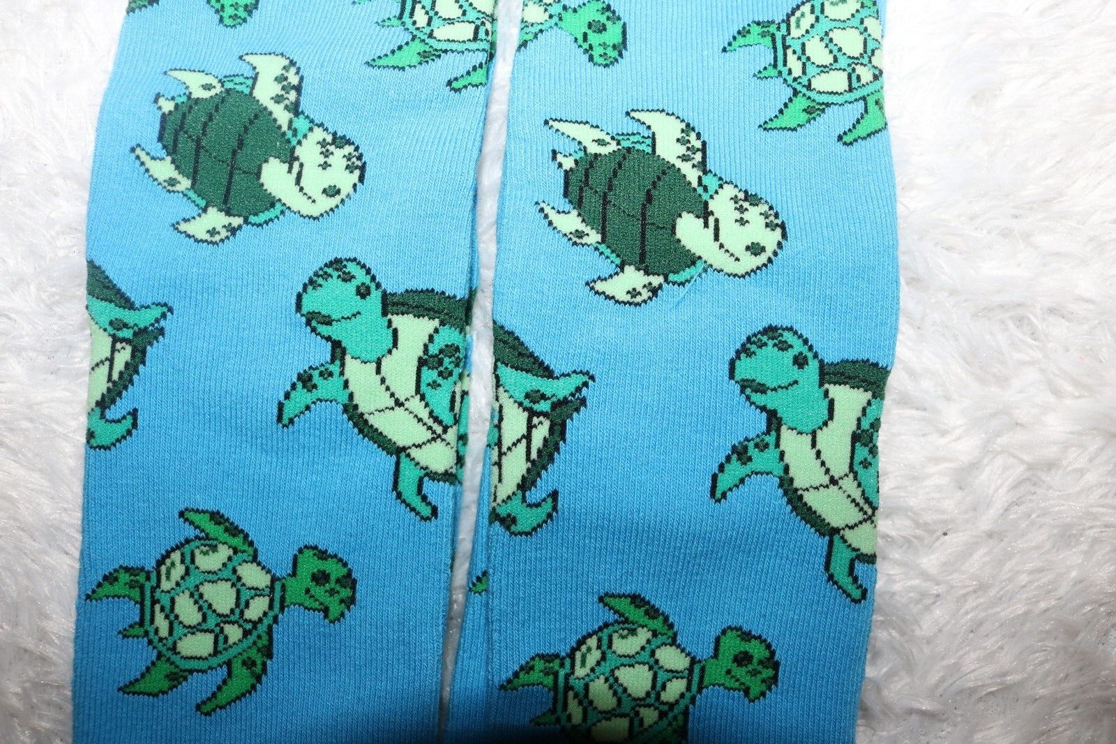 MeUndies unisex supima cotton crew turtle socks size Med NWT