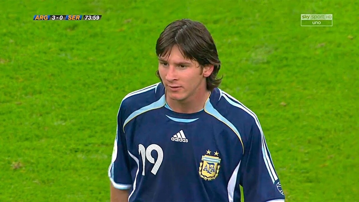 ウェア argentina away uniform 2006 messi Argentina 2006 WC Away Long Sleeve Soccer Jersey MESSI #19