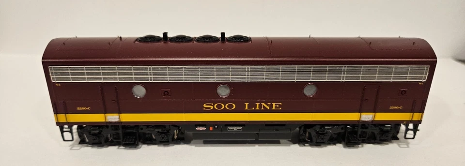 Athearn Genesis ho scale Soo Line F-3 A,B,C locomotives dcc sound (3 piece set) - Image 3 of 4