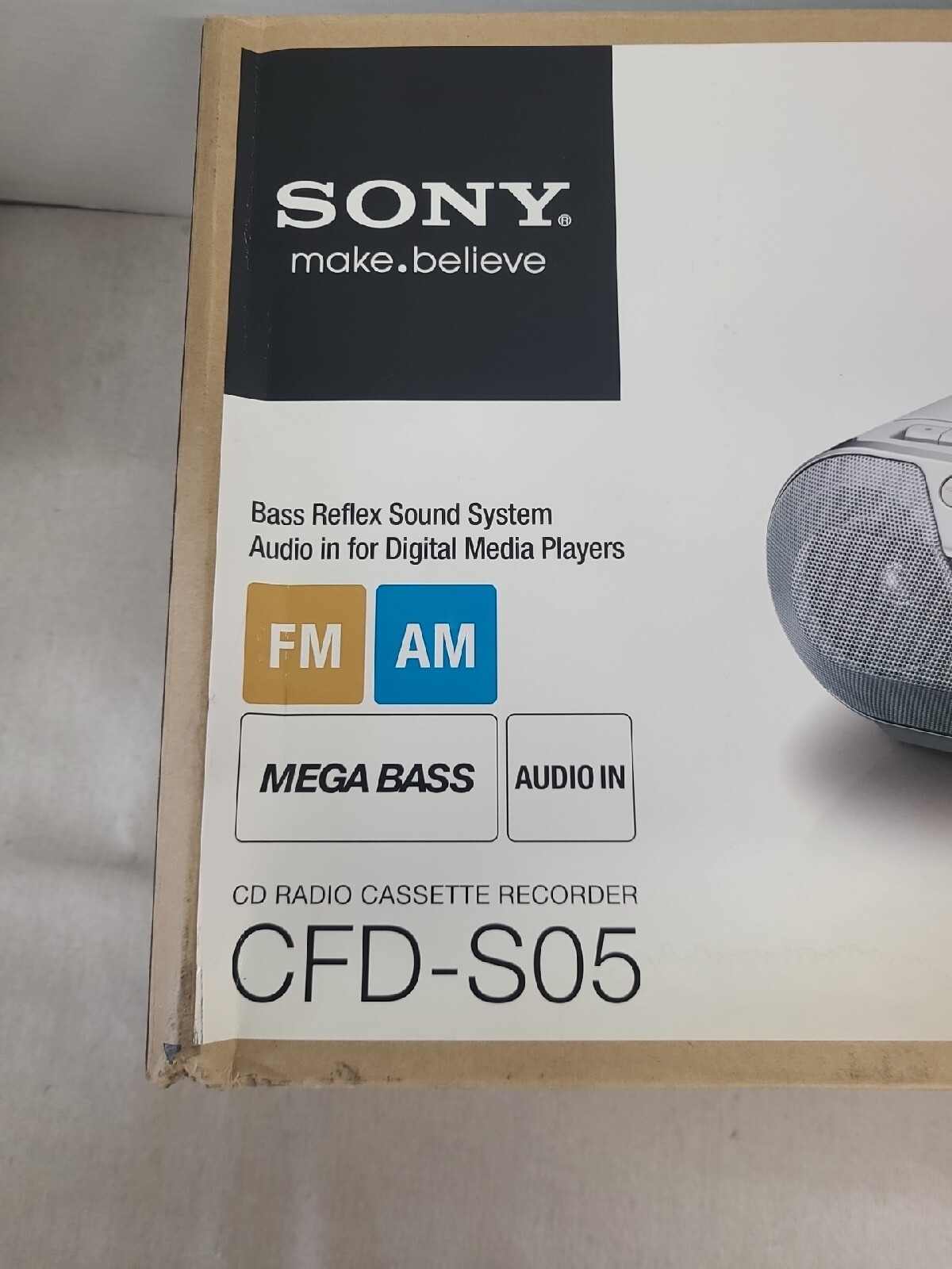 New Sony CFDS05 CD AM/FM Radio Cassette Tape Recorder Boombox Speaker
