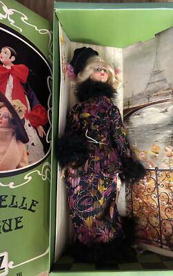 NOUVELLE VOGUE NO 67 ODETTE MOD 1208 BOXED DOLL. Zanini & Zambelli