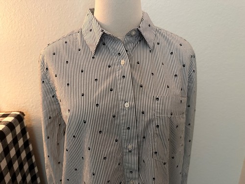 Banana Republic Sz M Skull Pattern Rockabilly Long Sleeved Button Up Goth Shirt - Picture 12 of 19