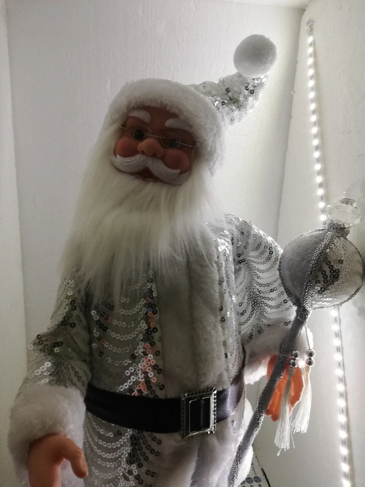 Babbo Natale COLORE ARGENTO  ALTEZZA 65 CN CARILLON MOVIMENTO TESTA QUALITY - Immagine 2 di 4