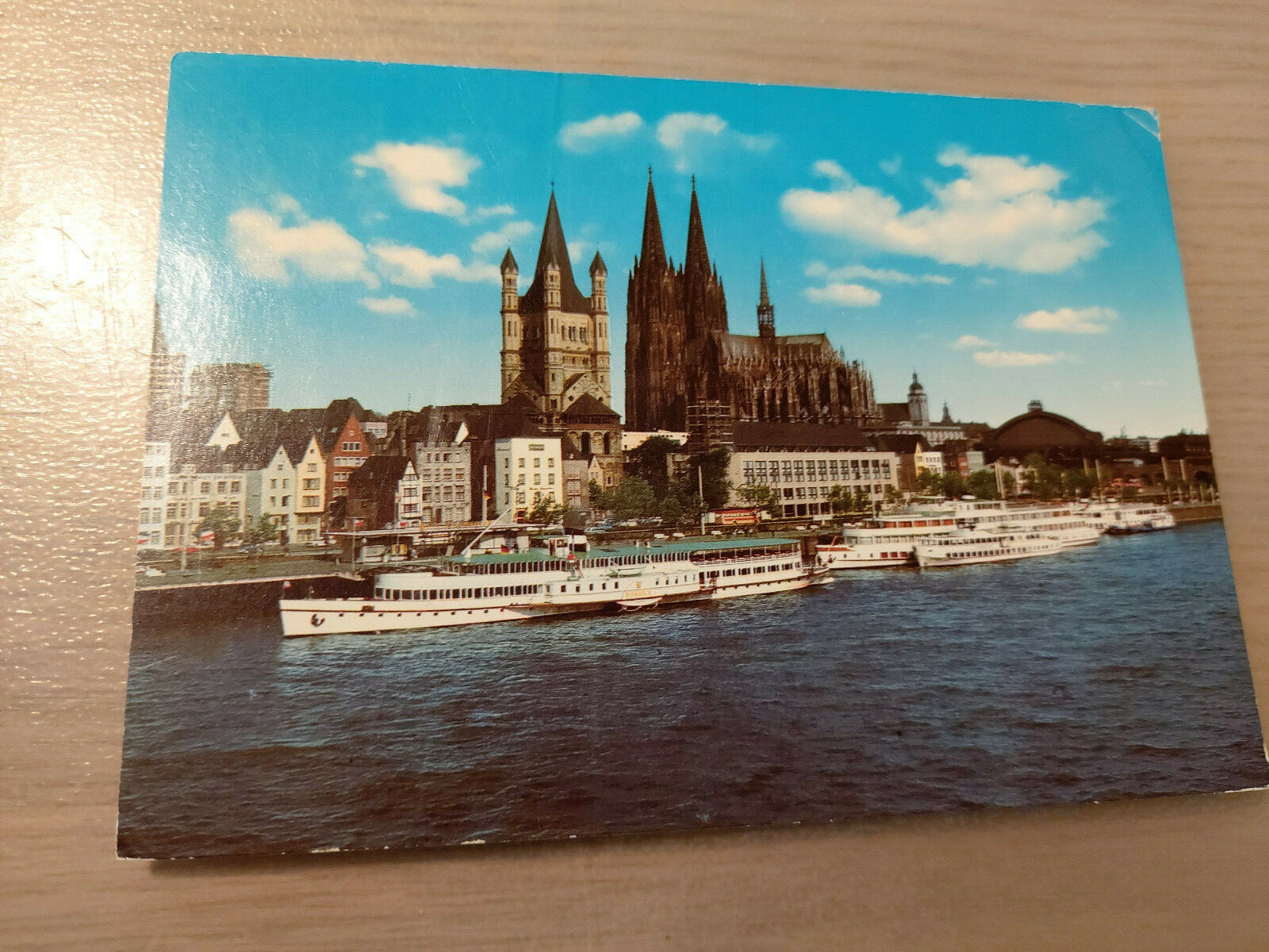 Bild 1 von 9