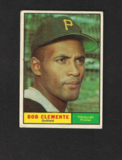 Top 10 Roberto Clemente Baseball Cards 17