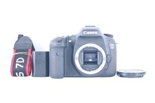 Canon EOS 7D DSLR Camera Body Excellent Condition Works Perfectly