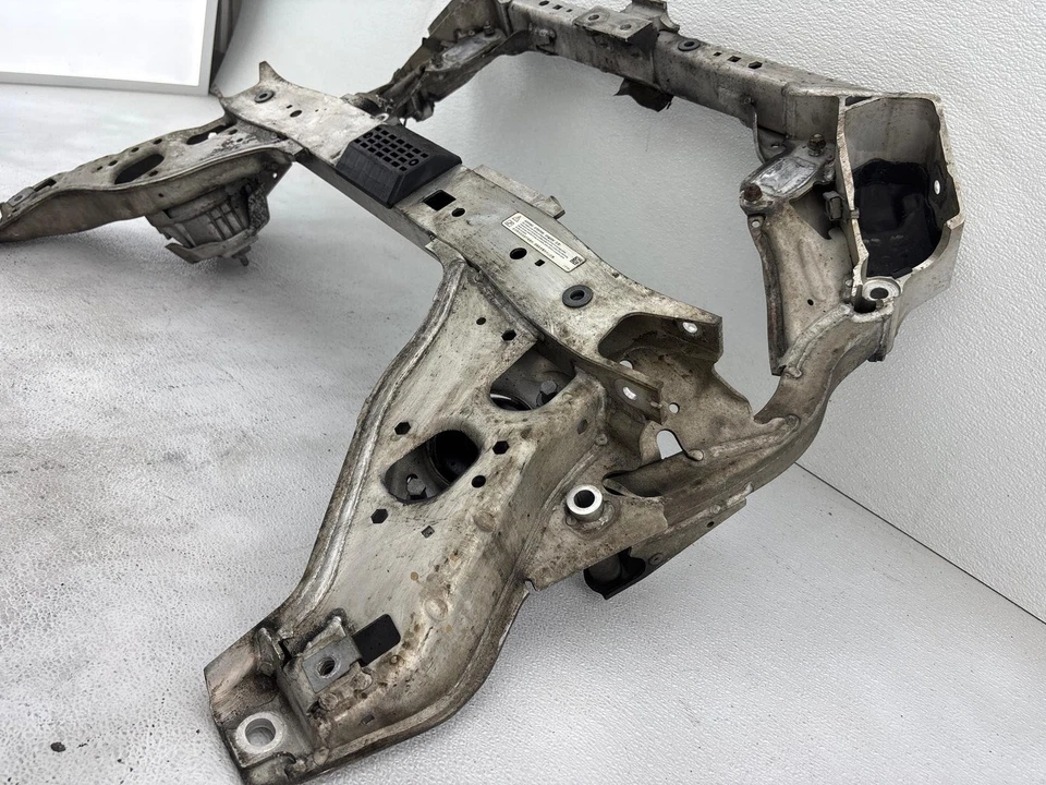 2008-2013 BMW 135i/ 128i Front Subframe Cross Member Assembly OEM - Image 3 of 4