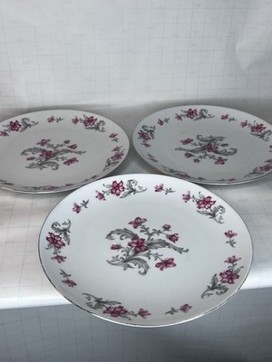 Sango Primrose  Dinner Plates Set Of 3 Gold Rimmed Red Rose Flowers