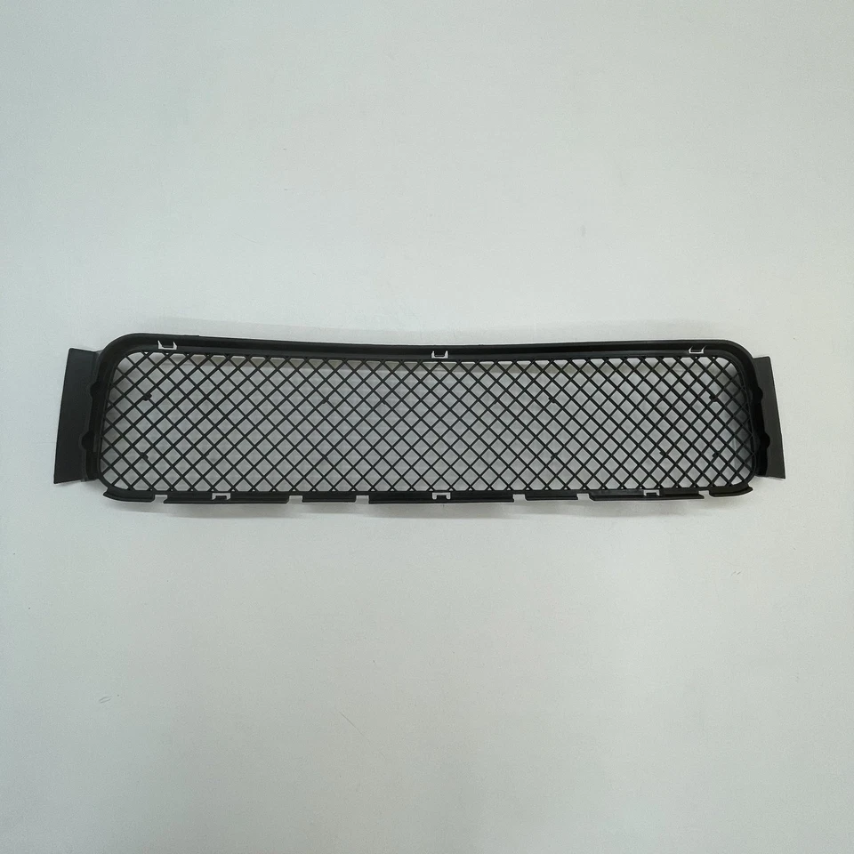 Rejilla de malla de alerón para parachoques BMW E36 M3 51112250685 Foto 2 de 4