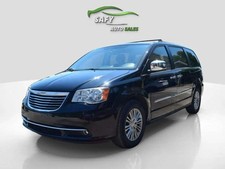2015 Chrysler Town & Country Touring-L Minivan 4D