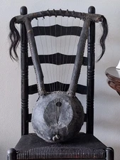 VINTAGE ANTIQUE LARGE UGANDA 8 STRING NDONGO MUSICAL INSTRUMENT HANDMADE