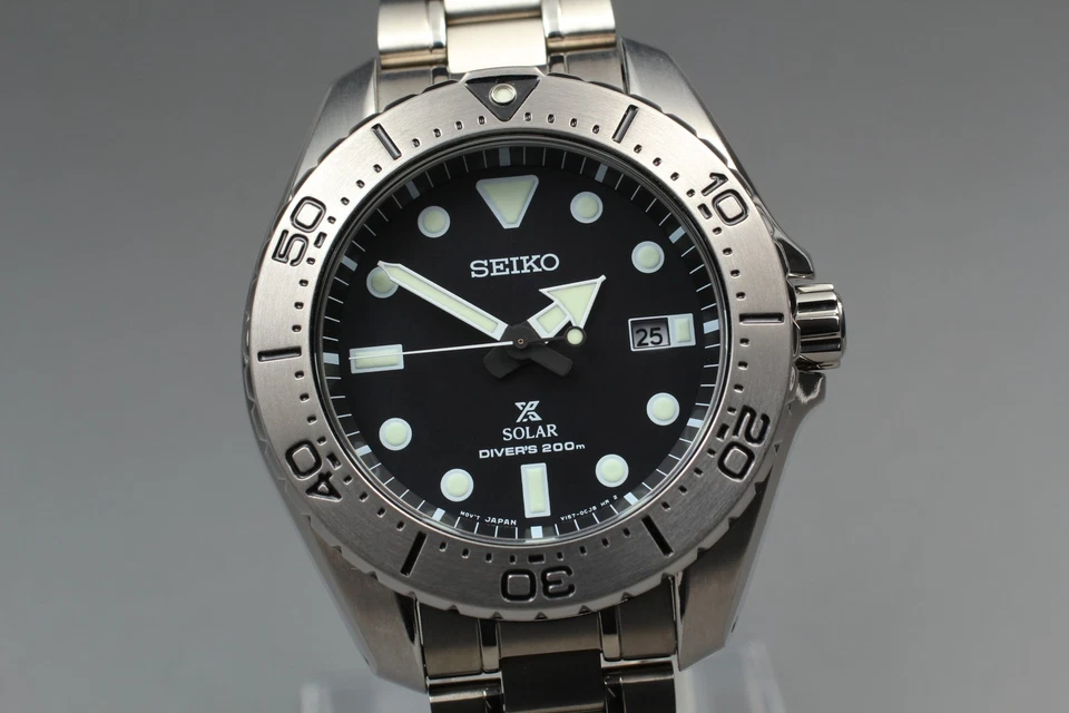 [Caixa] Relógio masculino Seiko Prospex V157-0BN0 data solar mostrador preto titânio mergulhador - Imagem 4 de 4