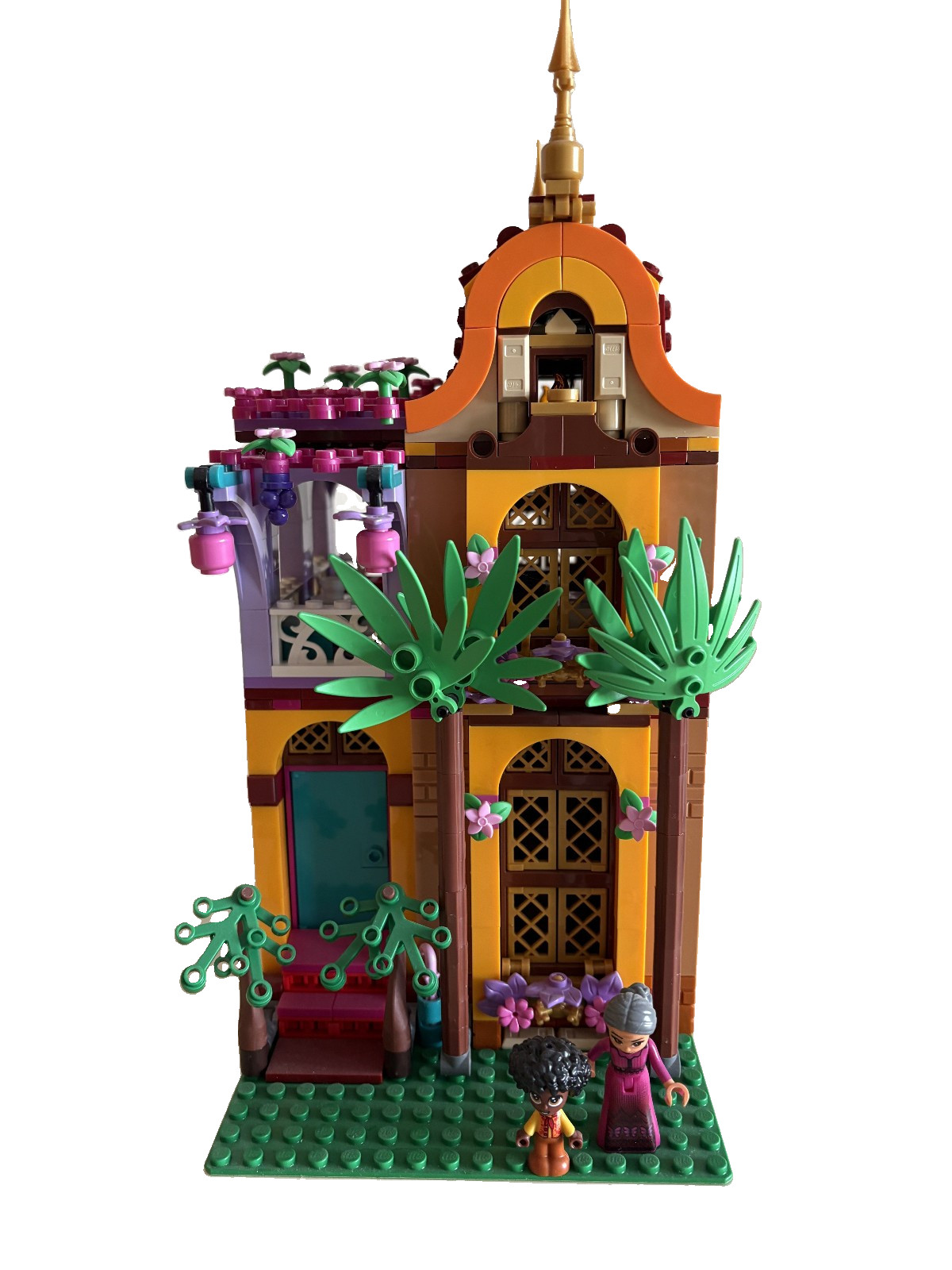 LEGO Alternate built for Disney Encanto The Madrigal House 43202