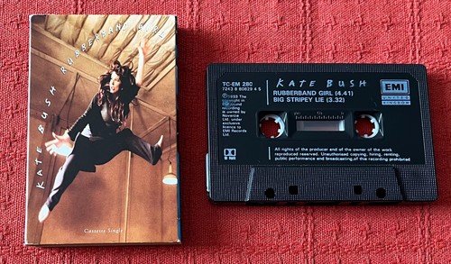 KATE BUSH - 2 TRACK CASSETTE SINGLE IN CARD SLEEVE - RUBBERBAND GIRL - Picture 1 of 6