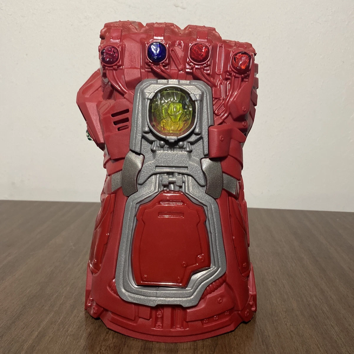 Infinity stone gauntlet toy 2025