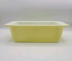 Vintage Pyrex 913 Loaf Cake Ovenware Pan 8½ x 4½ x 2½ Yellow