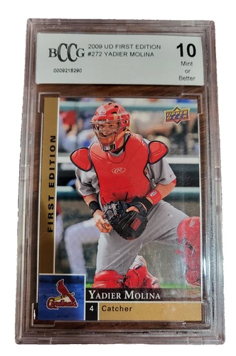 Upper Deck Yadier Molina Baseball Sports Trading Cards
