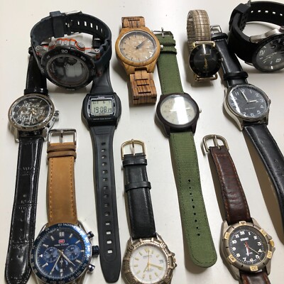 Approx 24 Assorted Mens Watches Untested Vintage New Parts  display picture 3