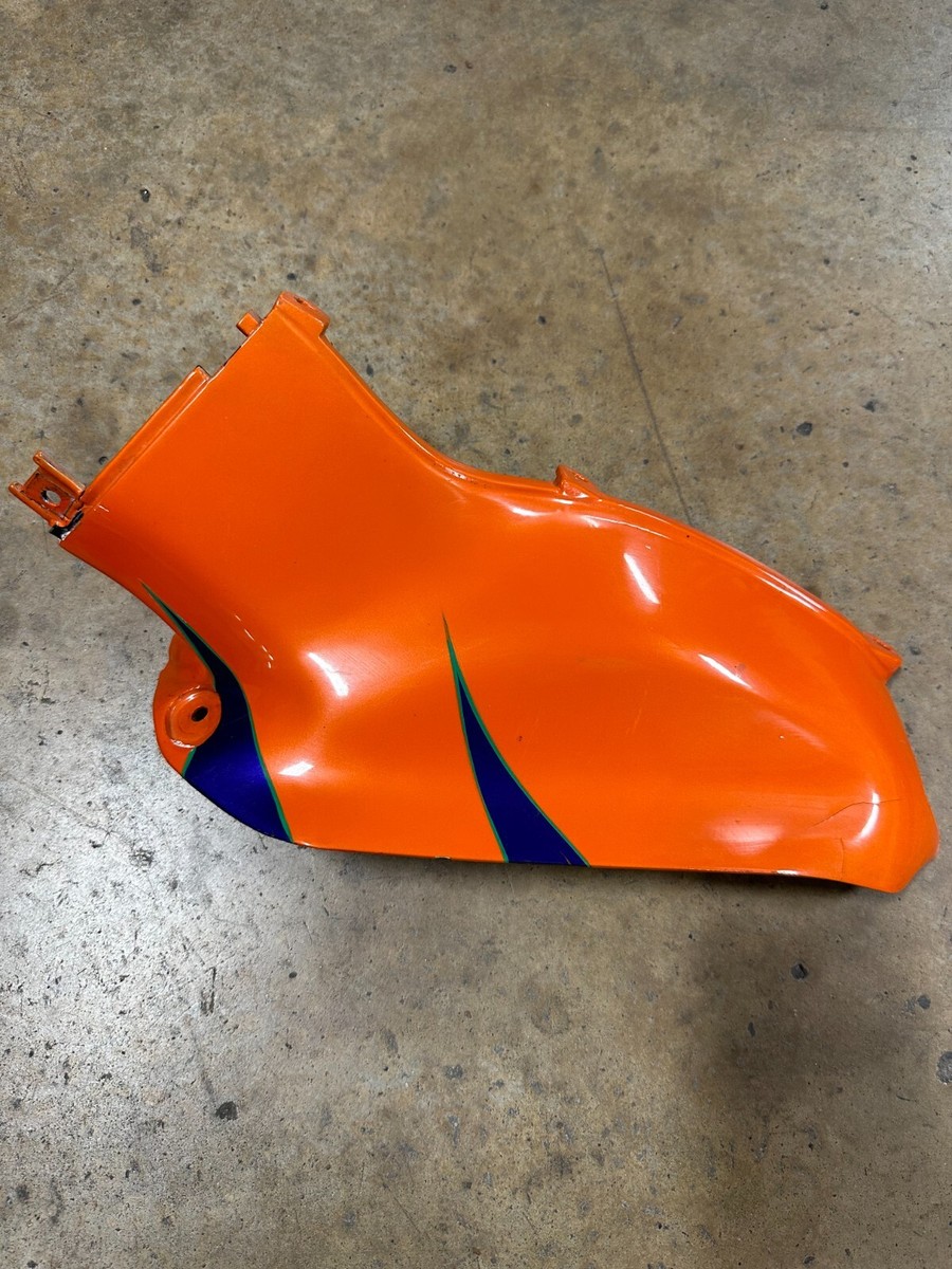 1999-2007 SUZUKI HAYABUSA OEM RIGHT HAND SIDE PANNEL 94621-24F00