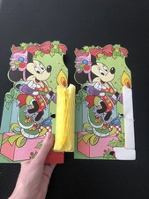 Juego de dos velas de punto de mesa de panal Eureka Disney Minnie Mouse 11"