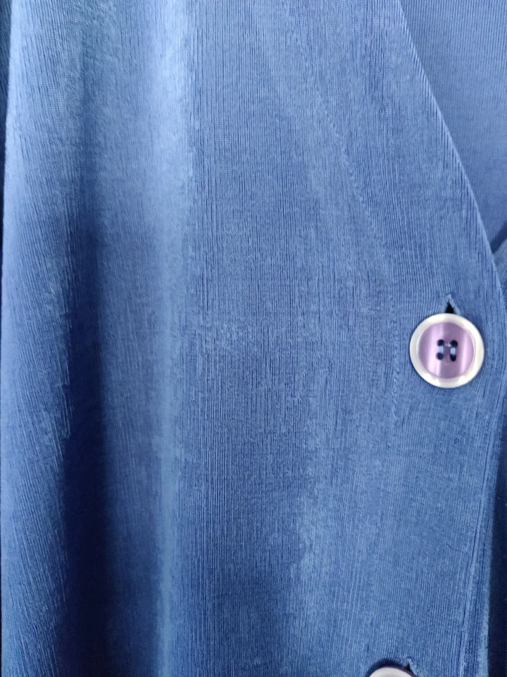 Sehr schöne Damen Sweatjacke in toller Aufmachung " Together " Gr. XL -XXL - Bild 2 von 4