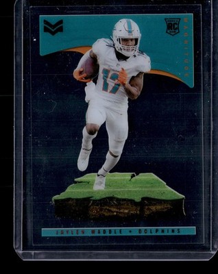 2021 Panini Chronicles Magnitude Jaylen Waddle RC Red 17/199 Jersey Number
