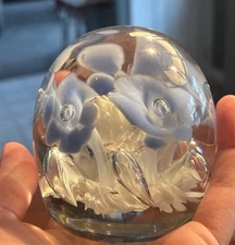Paperweight By ST CLAIR glass Corning Blue Flowers Bubbles Vintage Gorgeous Gift