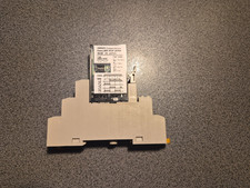 OMRON H3RN-11 DC12 PANEL MOUNT TIMER RELAY, 12V DC, 0.1min - 10hr. WITH SOCKET