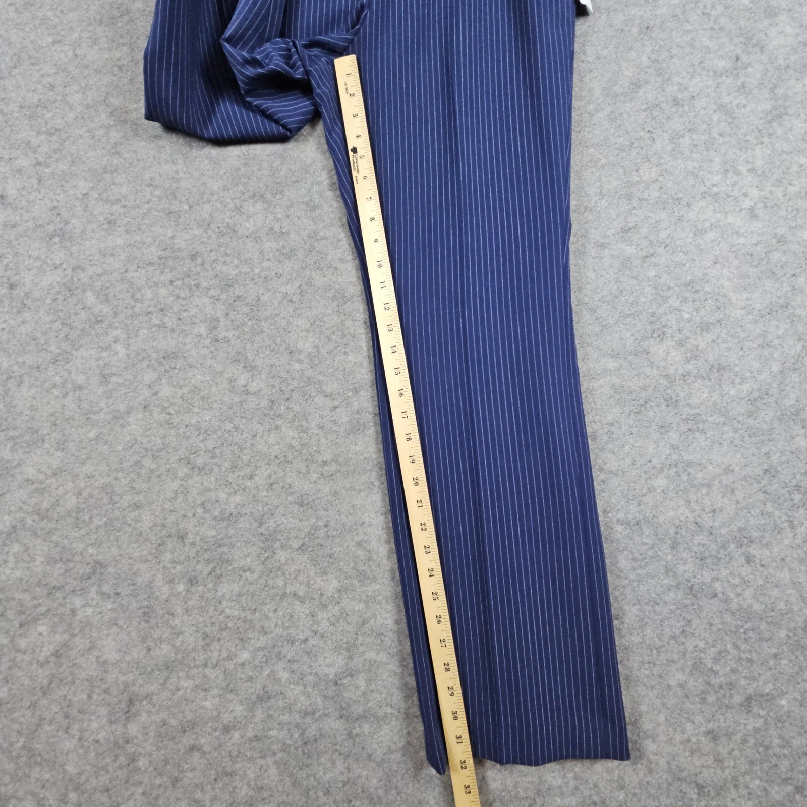 Le Suit Women's Navy Pinstriped Blazer Pants Suit Size 10 Professional NEW NWT