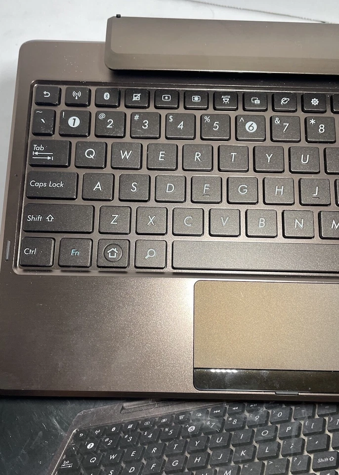 Asus Eee Pad Transformer TF101 Mobile Docking Station - Image 3 of 4