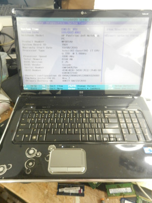 HP Pavilion dv8 18.6'' Laptop i7-Q720 /6GB RAM/ NO HDD - BOOTS TO BIOS