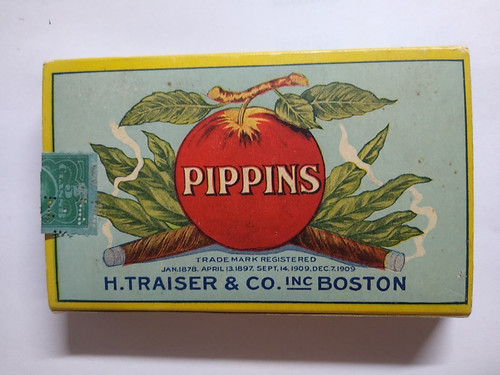 Vintage Pippins Cardboard Cigar Box 5 Cigars H. Traiser & Co. Boston Empty