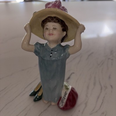 Royal Doulton Figur - Make Believe - HN2225 - Made in England.