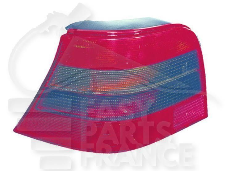 Feu arrière-gauche fumé Golf 4 pour remplacer un phare cassé ou recalé au contrôle technique
