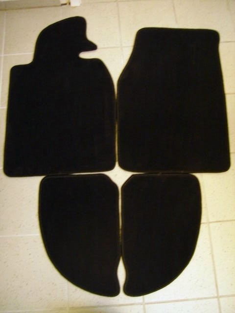 Tapis de sol pour Porsche 924 en moquette noire haute densité