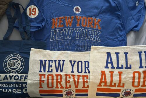 NY KNICKS LOT DE 4 PIÈCES CHEMISE SGA XL SAC FOURRE-TOUT 2 SERVIETTES DE RALLYE NBA BASKETBALL PLAYOFFS - Photo 1 sur 13