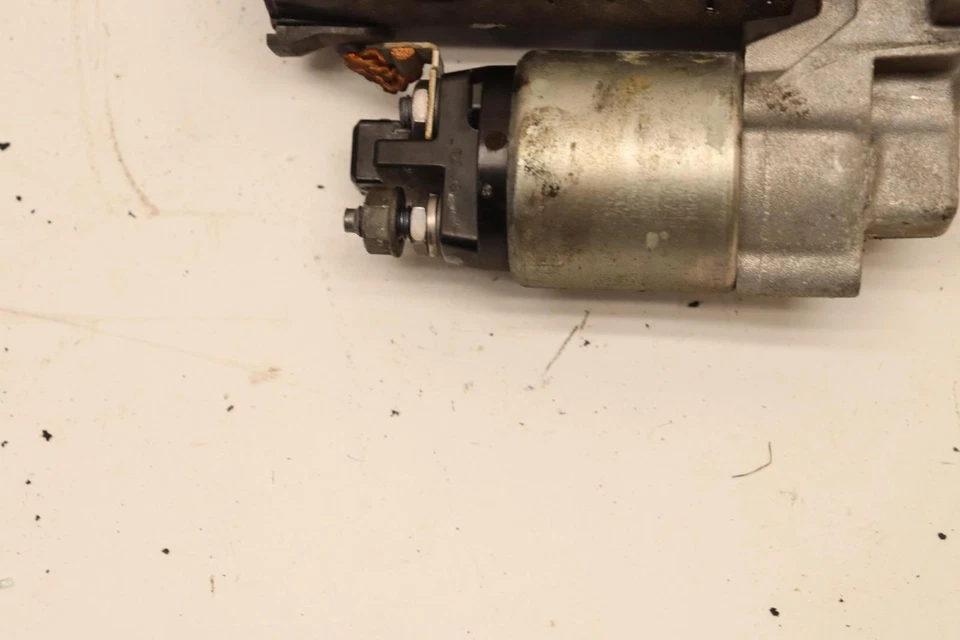 2008-2013 BMW M3 4.0L V8 COUPE ENGINE STARTER MOTOR BOSCH OEM - Image 3 of 4