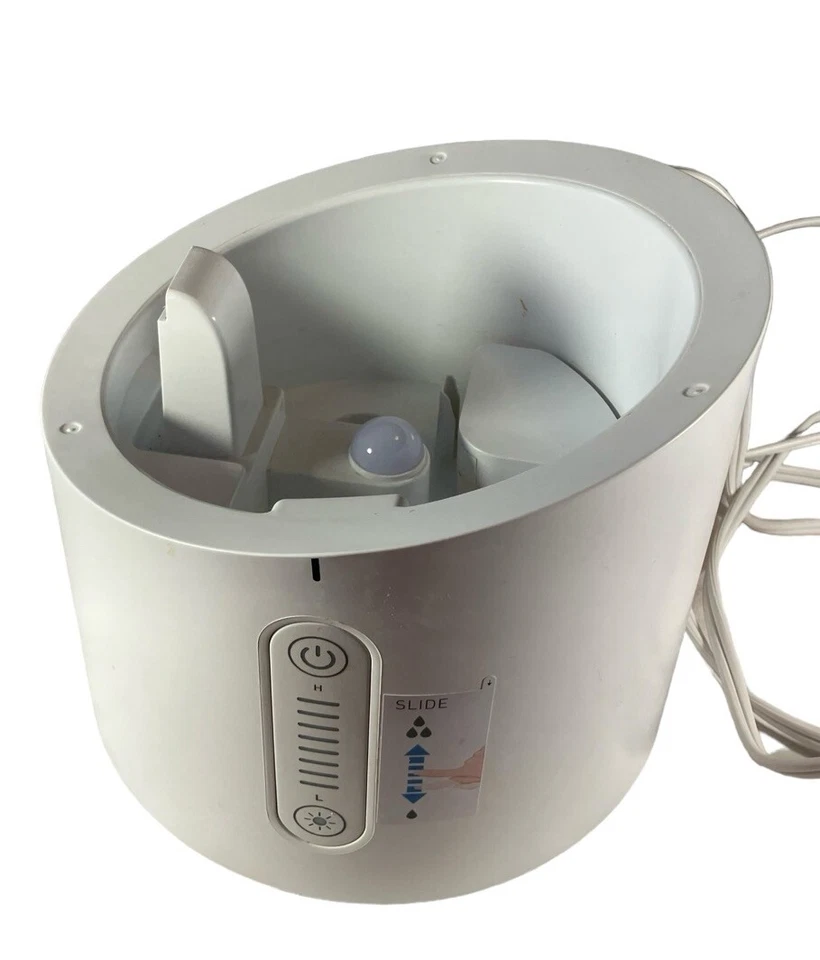 Humidificador ultrasónico redondo de niebla fría Mainstays con luces aromáticas HU00-19054 blanco Foto 3 de 4